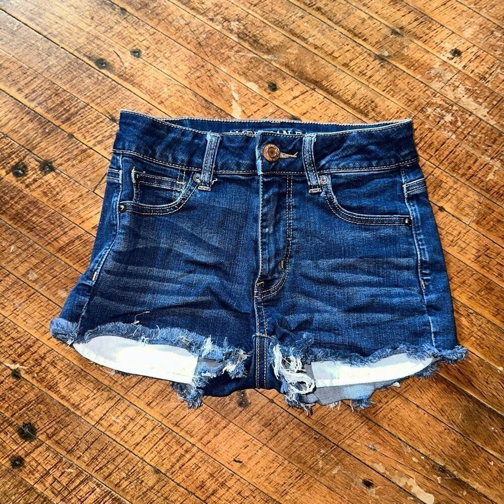 American Eagle distressed hi-rise 0 raw hem denim shorts